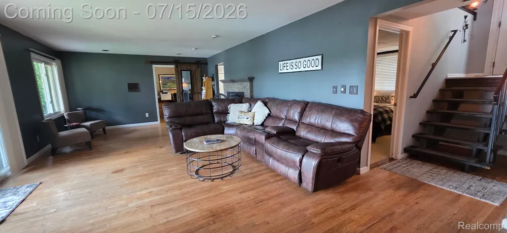 3285 Mapledale Street Commerce Charter Township, MI 48382