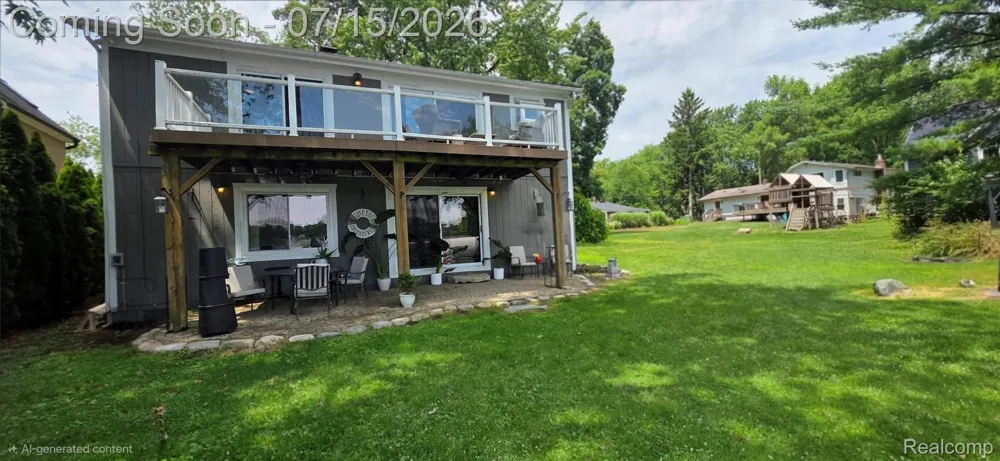 3285 Mapledale Street Commerce Charter Township, MI 48382