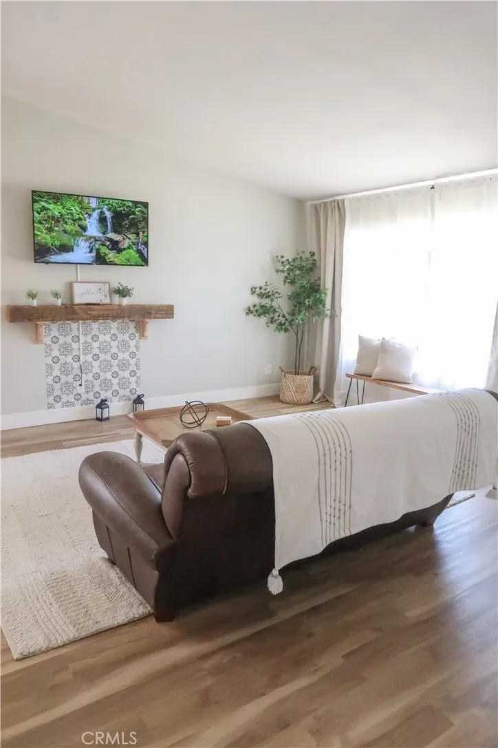 25948 Gardner Loma Linda, CA 92354