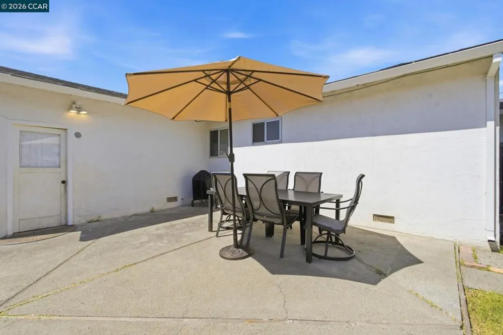 1548 James St Fairfield, CA 94533