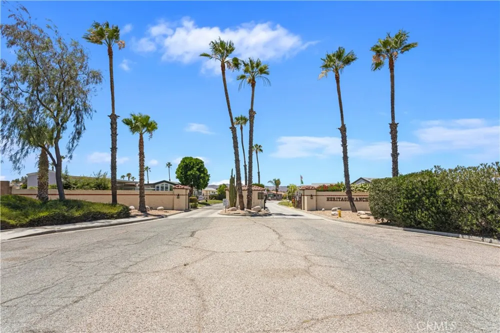 840 Chestnut Drive San Jacinto, CA 92583
