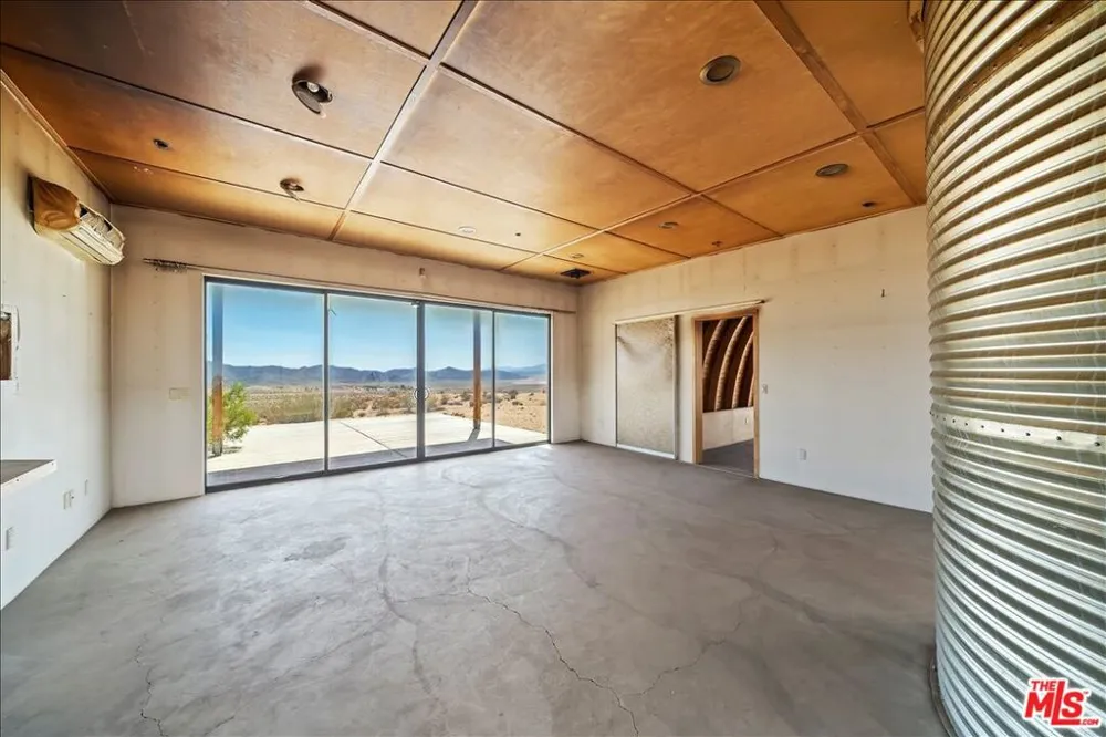 2373 Arizona Road Joshua Tree, CA 92252