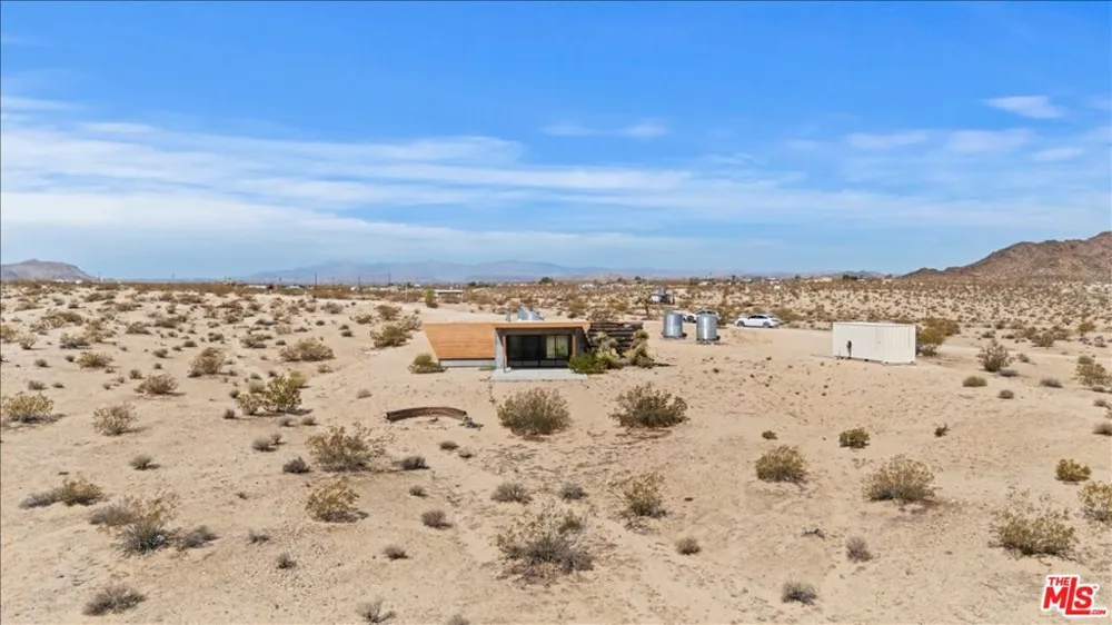 2373 Arizona Road Joshua Tree, CA 92252