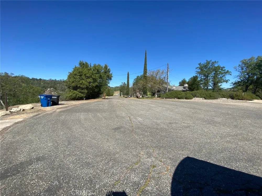 17 Titan Coarsegold, CA 93614