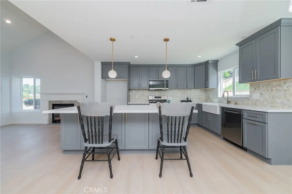 19420 Conway Springs Walnut, CA 91789