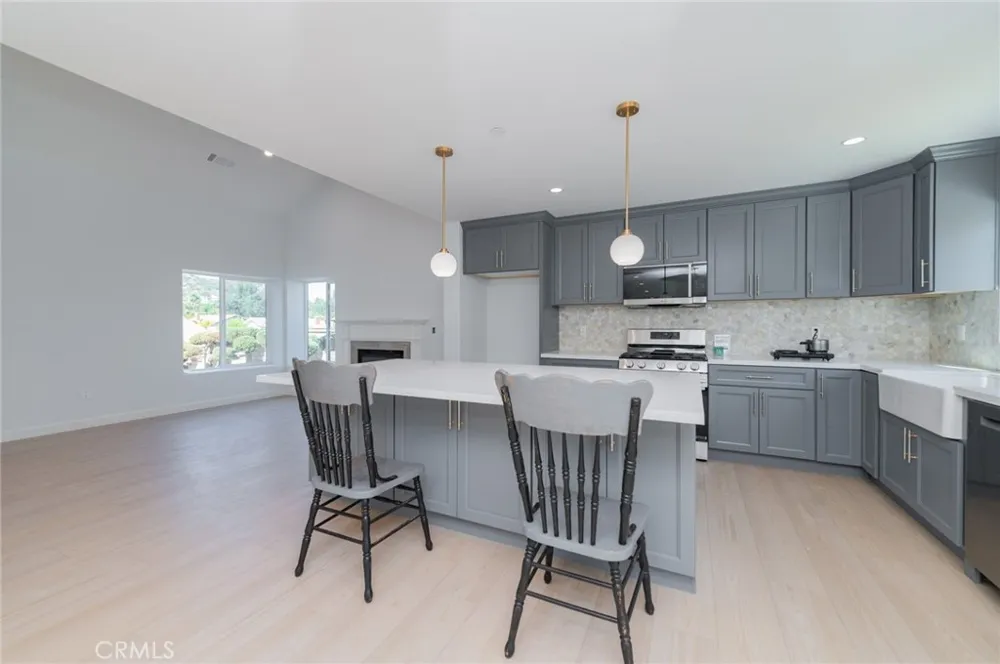 19420 Conway Springs Walnut, CA 91789