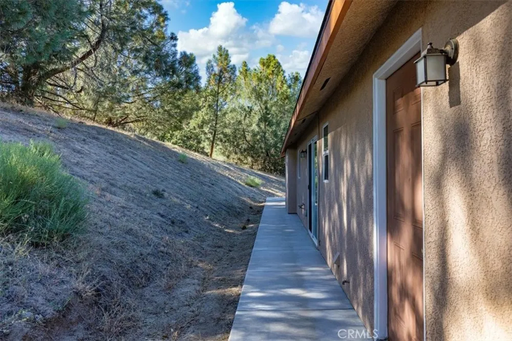 25340 Deertrail Tehachapi, CA 93561