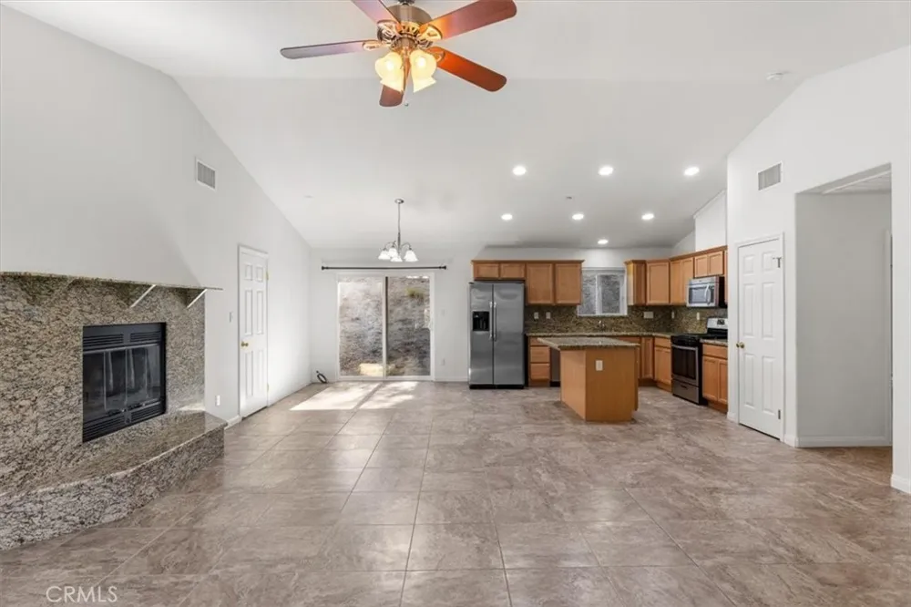 25340 Deertrail Tehachapi, CA 93561