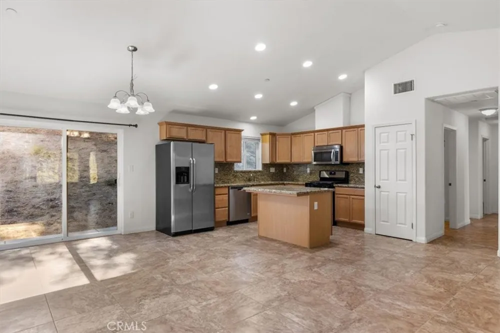 25340 Deertrail Tehachapi, CA 93561