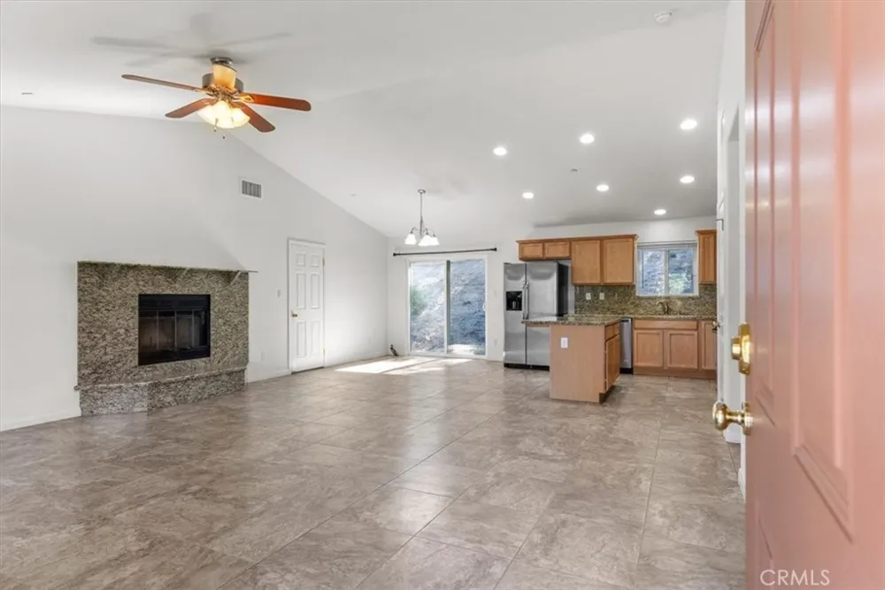 25340 Deertrail Tehachapi, CA 93561