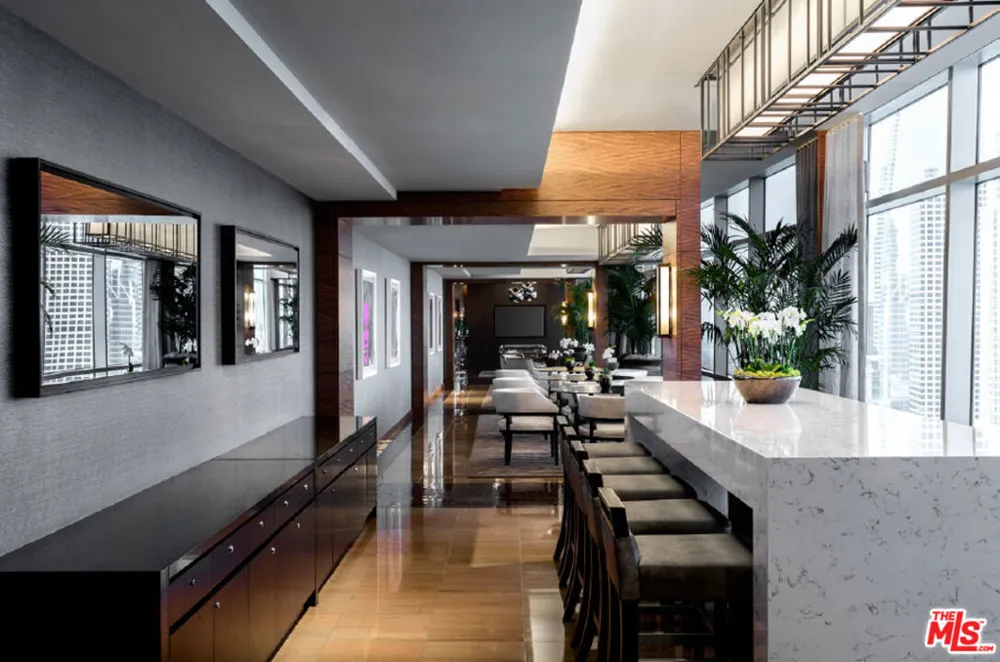 900 W OLYMPIC BOULEVARD #31E Los Angeles, CA 90015