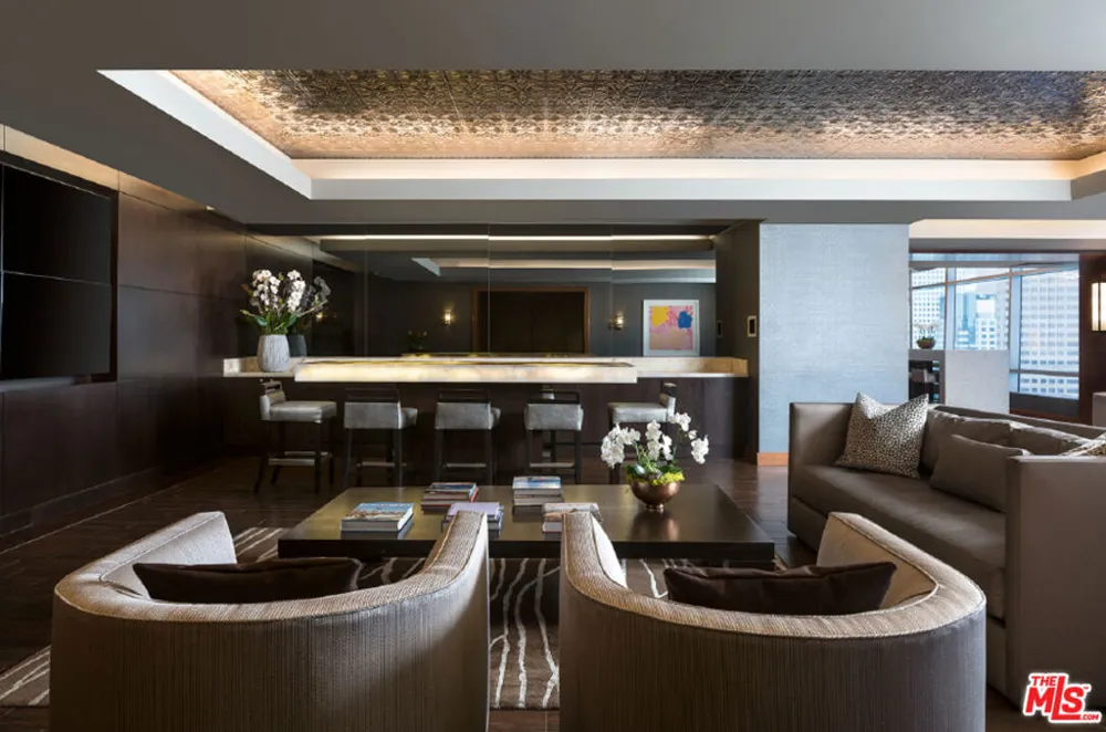 900 W OLYMPIC BOULEVARD #31E Los Angeles, CA 90015