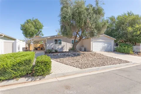 24788 Split Rail Road