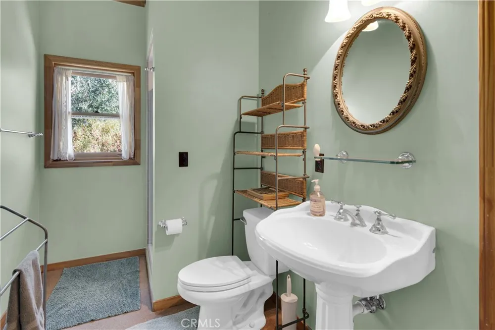 71182 Heinsen Bradley, CA 93426