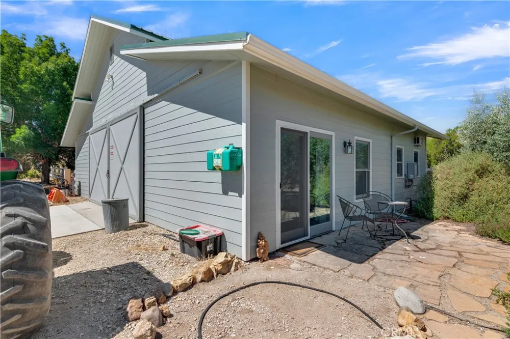 71182 Heinsen Bradley, CA 93426