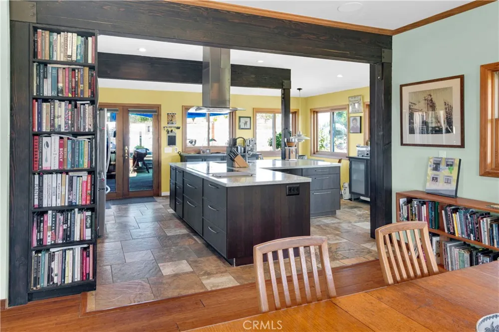 71182 Heinsen Bradley, CA 93426