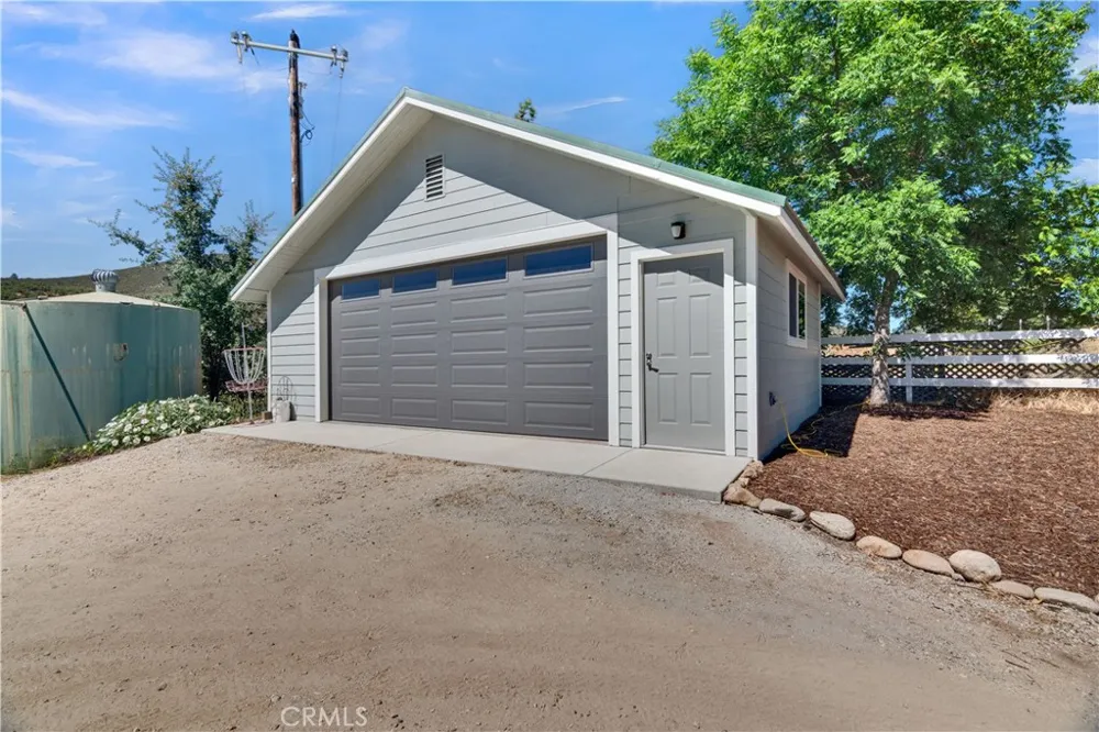 71182 Heinsen Bradley, CA 93426