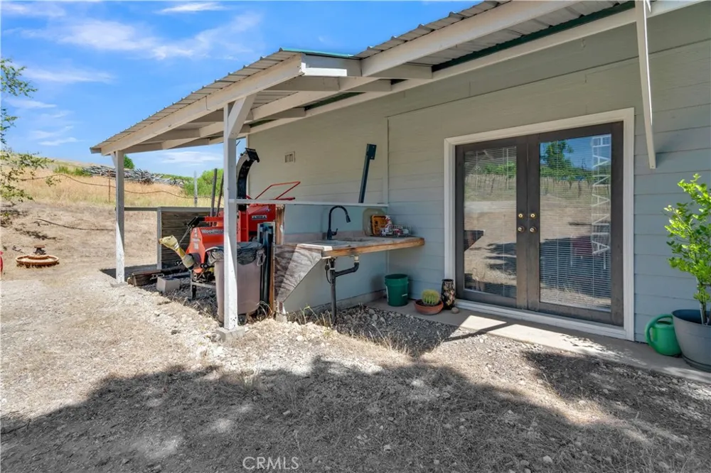71182 Heinsen Bradley, CA 93426