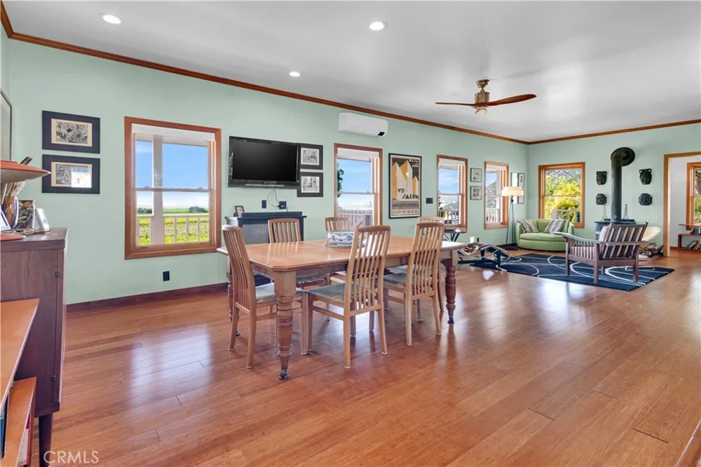 71182 Heinsen Bradley, CA 93426