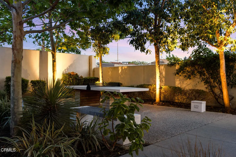 2931 W Exposition Place #1 Los Angeles, CA 90018