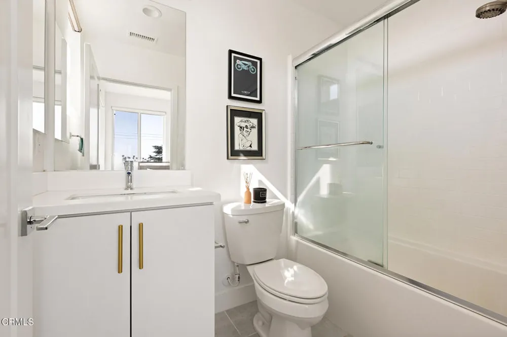 2931 W Exposition Place #1 Los Angeles, CA 90018