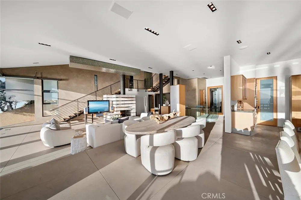 2665 Victoria Drive Laguna Beach, CA 92651