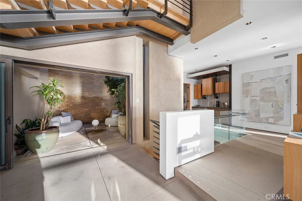 2665 Victoria Drive Laguna Beach, CA 92651