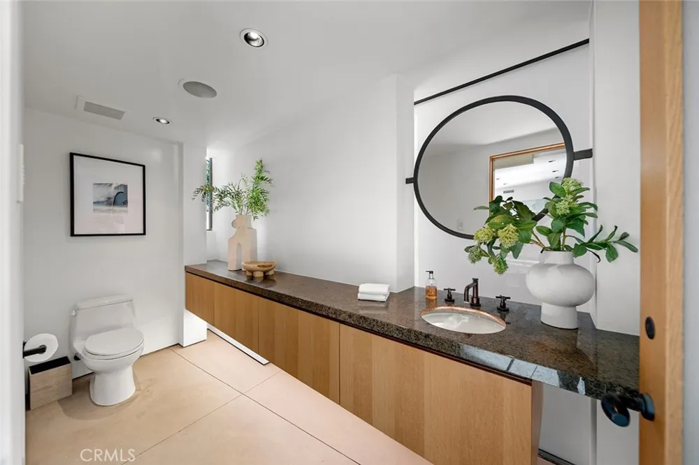 2665 Victoria Drive Laguna Beach, CA 92651