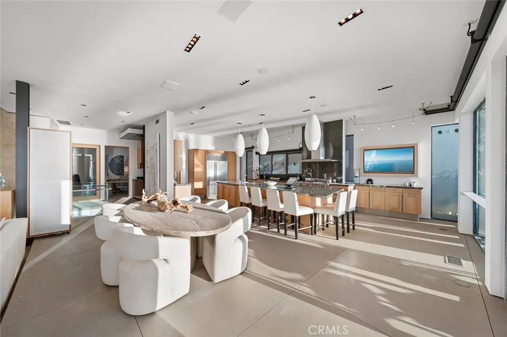 2665 Victoria Drive Laguna Beach, CA 92651