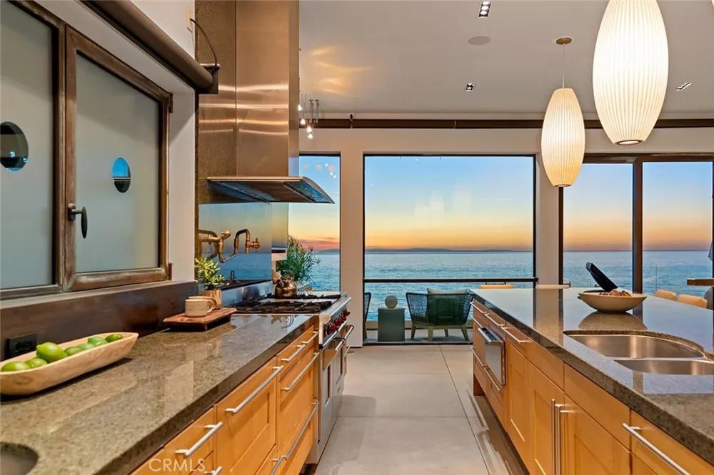 2665 Victoria Drive Laguna Beach, CA 92651
