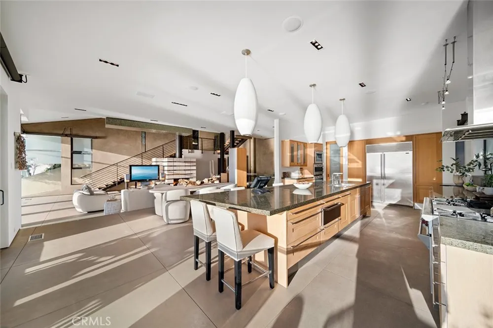 2665 Victoria Drive Laguna Beach, CA 92651