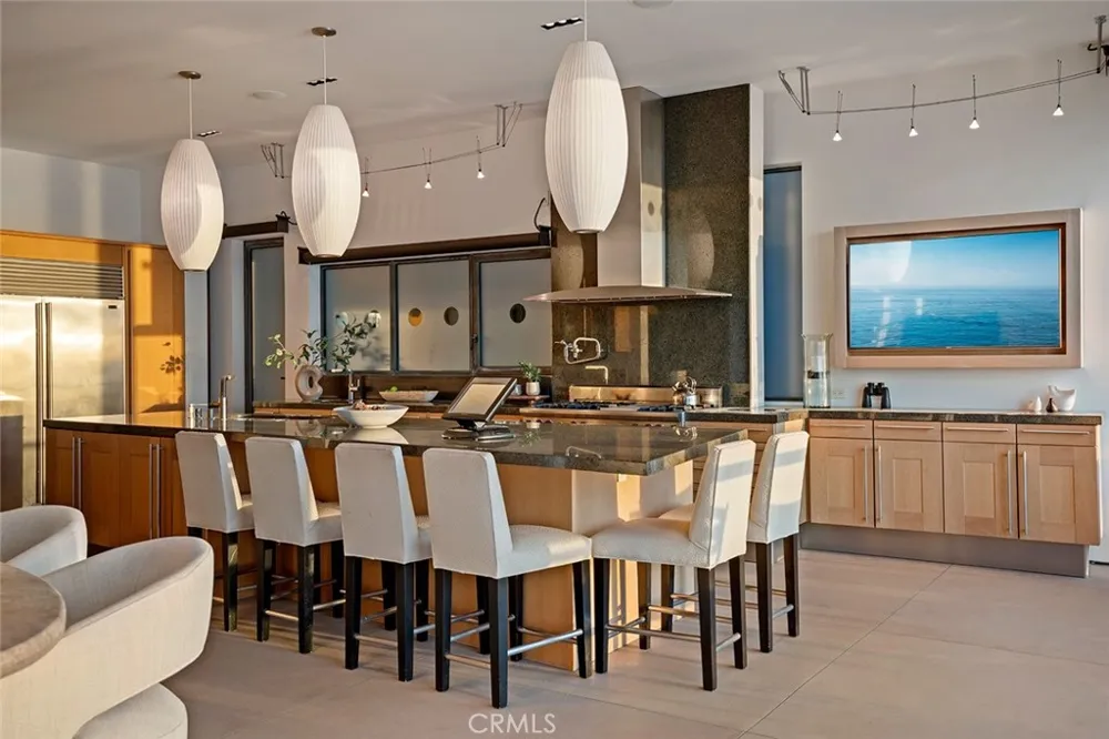 2665 Victoria Drive Laguna Beach, CA 92651