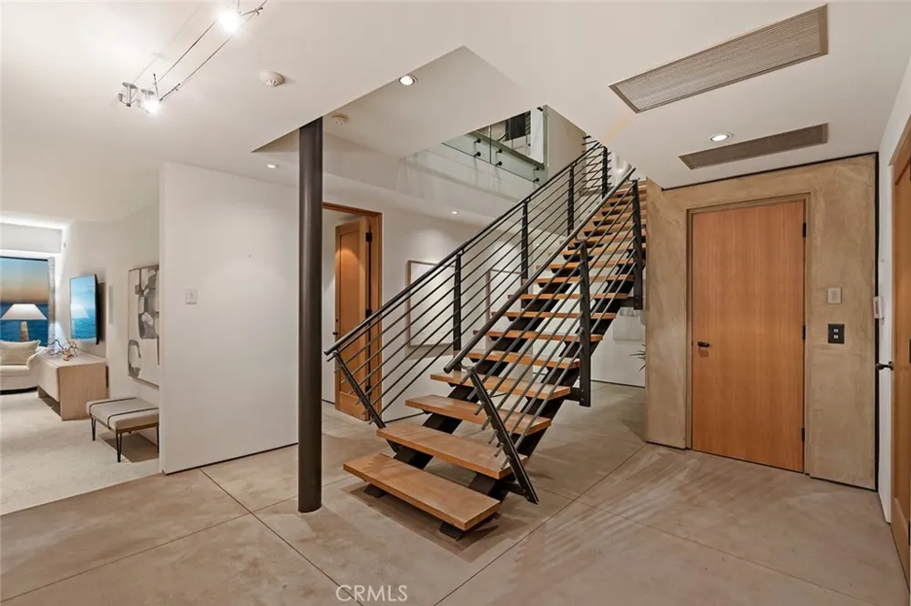 2665 Victoria Drive Laguna Beach, CA 92651