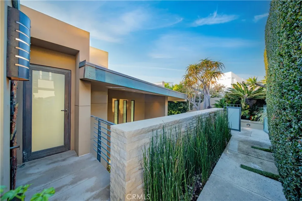 2665 Victoria Drive Laguna Beach, CA 92651