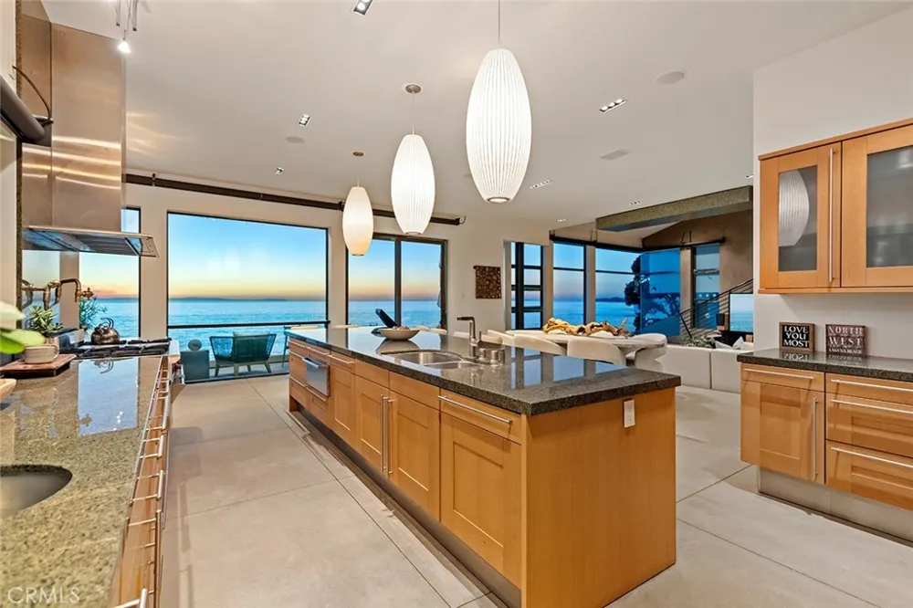 2665 Victoria Drive Laguna Beach, CA 92651