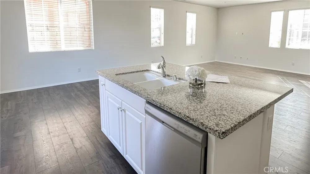 42688 Azure St Temecula, CA 92592