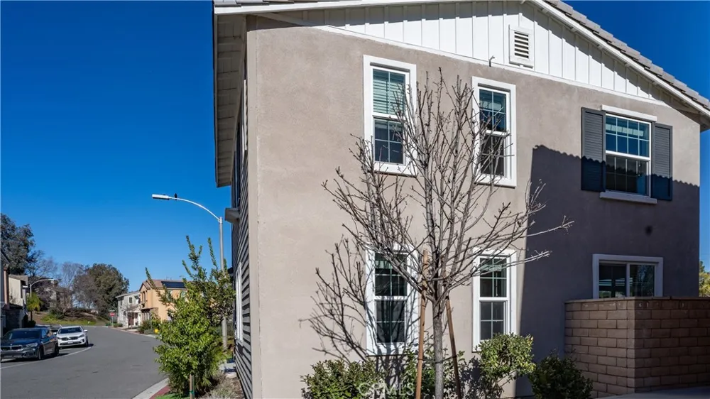 42688 Azure St Temecula, CA 92592