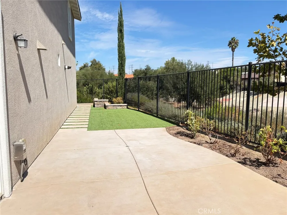 42688 Azure St Temecula, CA 92592