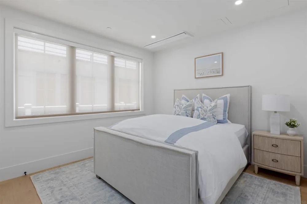 747 Orange Ave #303 Coronado, CA 92118