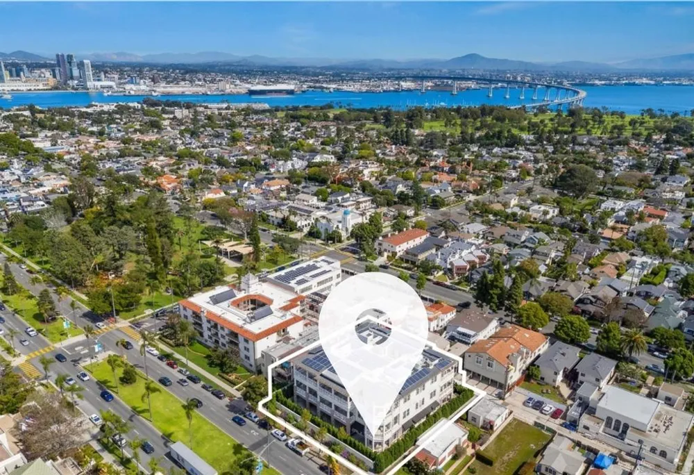 747 Orange Ave #301 Coronado, CA 92118