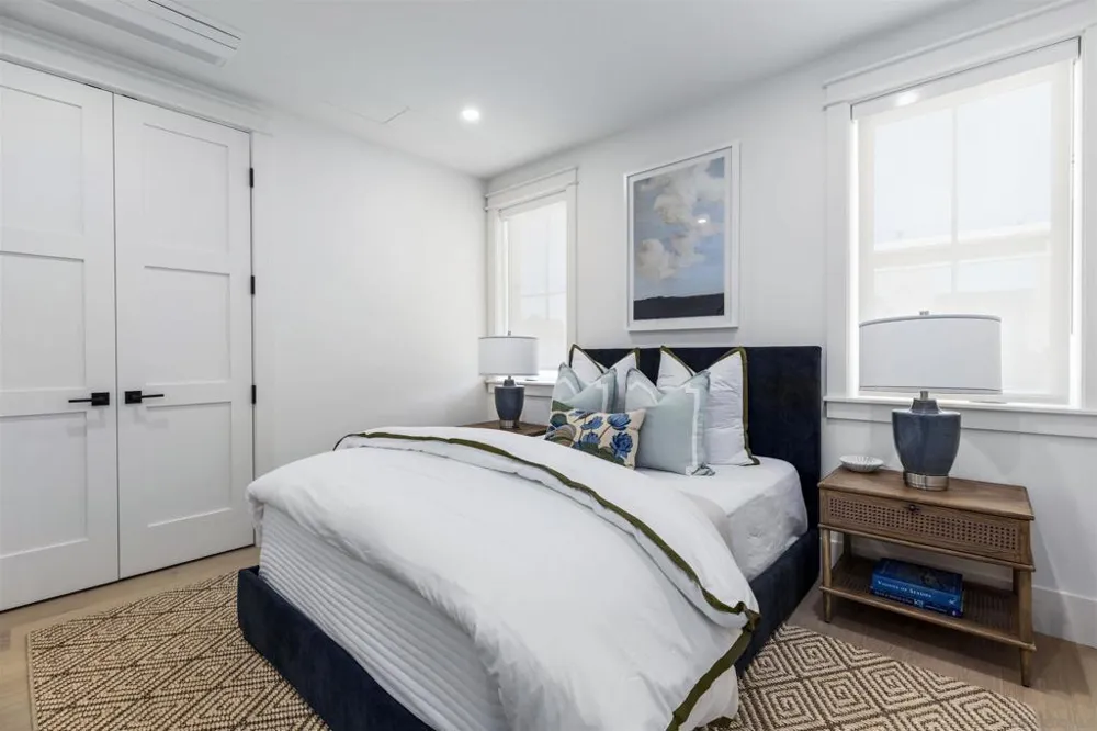 747 Orange Ave #301 Coronado, CA 92118