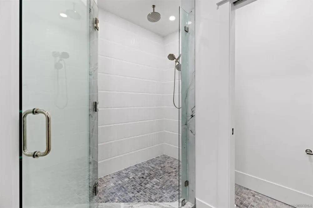 747 Orange Ave #301 Coronado, CA 92118