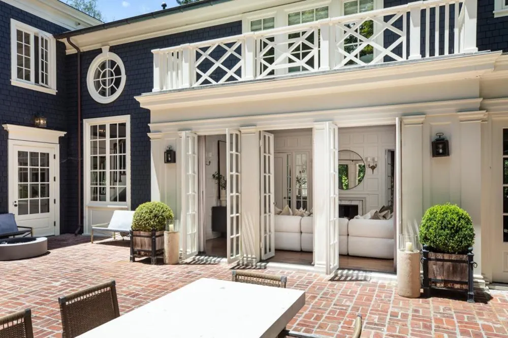 192 Fair Oaks Lane Atherton, CA 94027