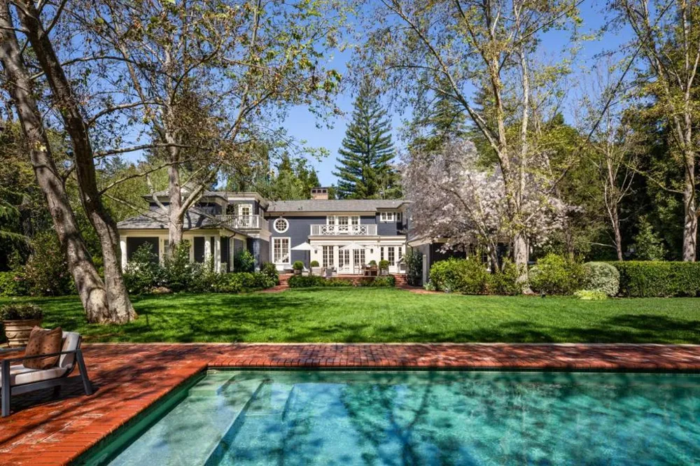 192 Fair Oaks Lane Atherton, CA 94027