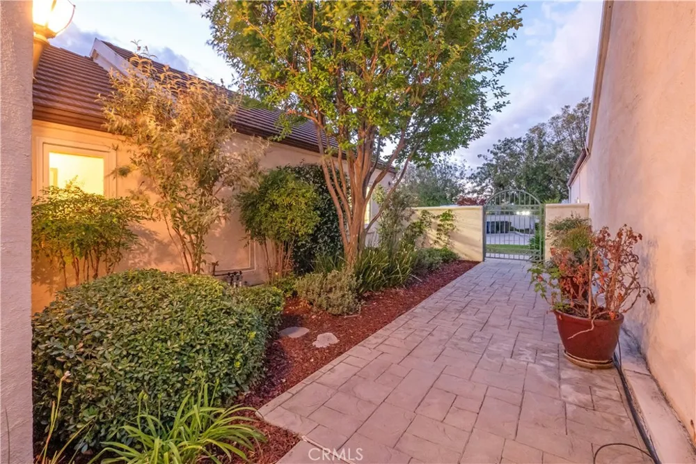 1804 Prince Albert Drive Riverside, CA 92507