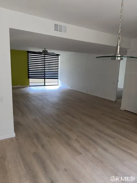 261 E La Verne #K Palm Springs, CA 92264