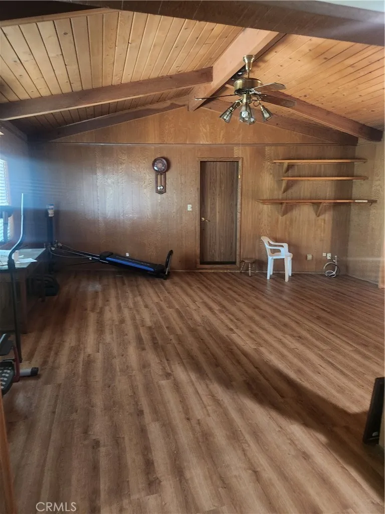 4600 Lauderdale Ave. La Crescenta, CA 91212