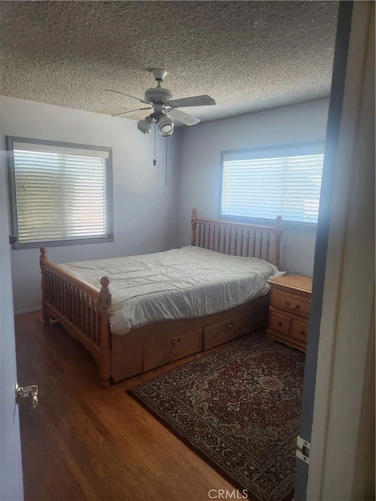 4600 Lauderdale Ave. La Crescenta, CA 91212