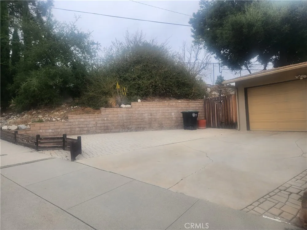 4600 Lauderdale Ave. La Crescenta, CA 91212