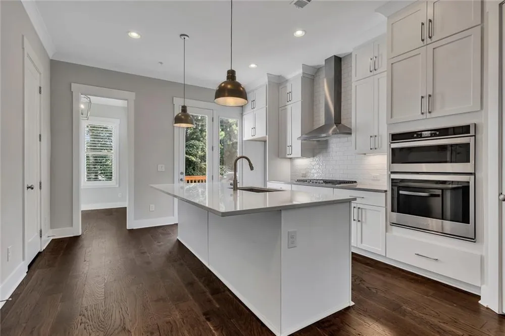 308 Dawson Drive Woodstock, GA 30188